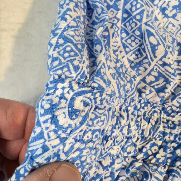 Splendid Romper Jumper Woman's Medium Blue/ White Geometric All Rayon Made USA - Picture 4 of 16